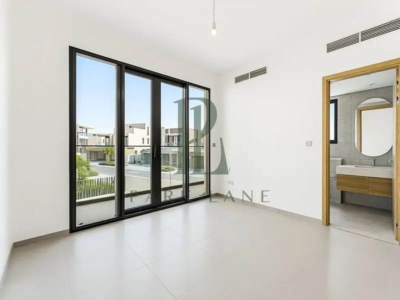 Exclusive |Brand New G+1 + Penthouse | Corner
