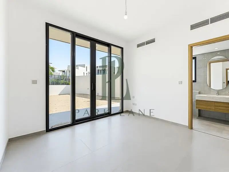 Exclusive |Brand New G+1 + Penthouse | Corner