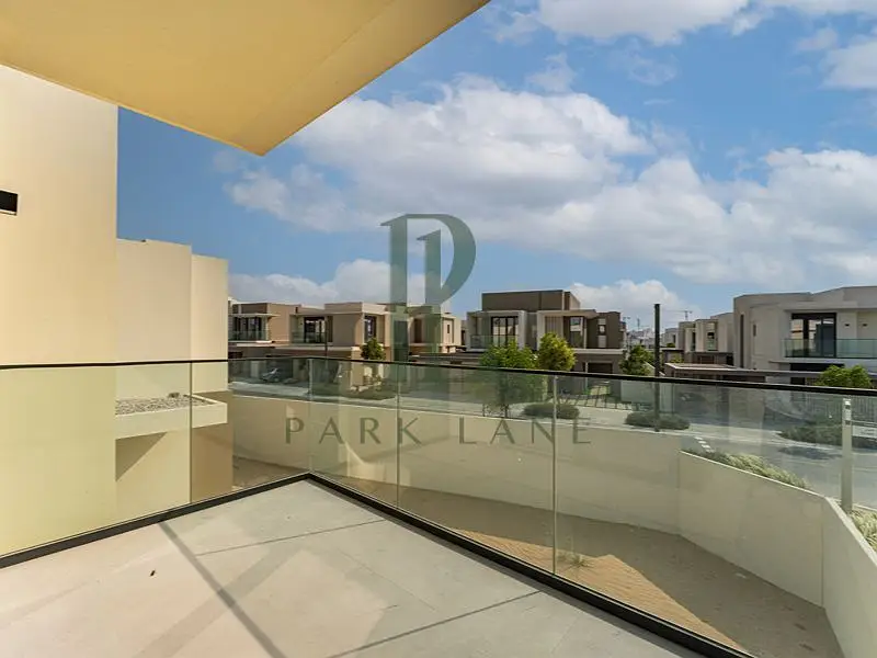 Exclusive |Brand New G+1 + Penthouse | Corner