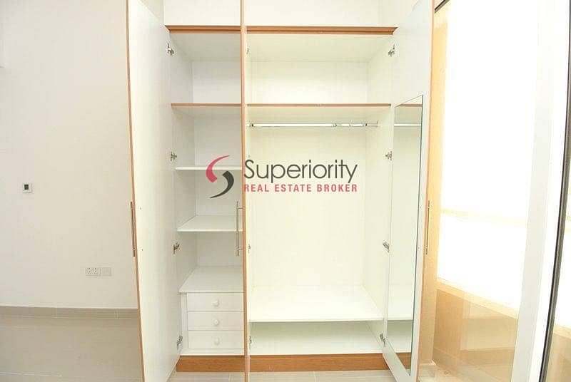 6 With Parking | Cozy Studio for Rent in Lakeside Tower A