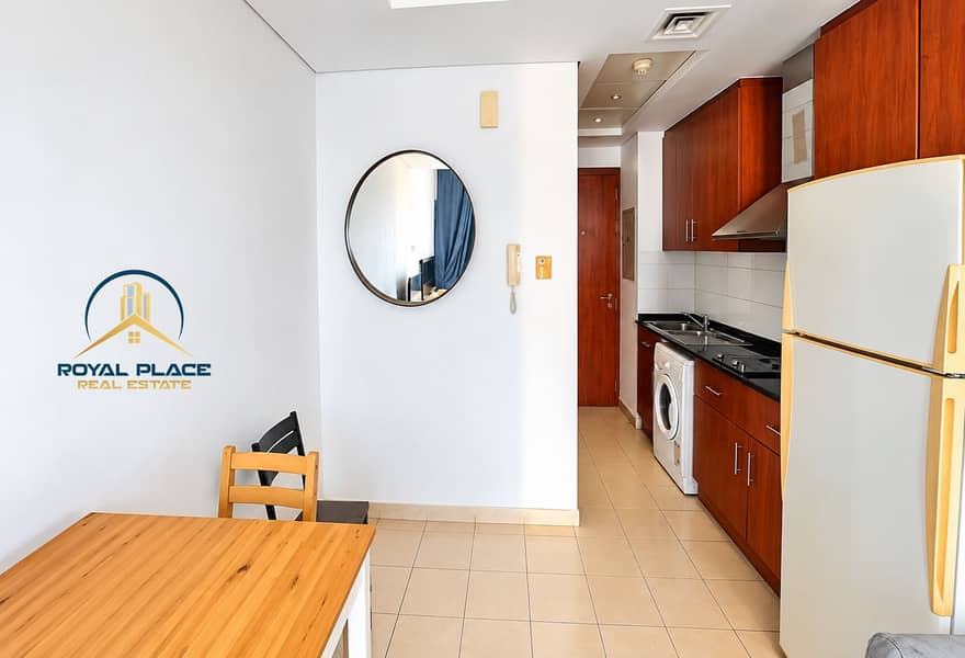 5 Bright Minimalist Apartment Kitchen-Diner. png