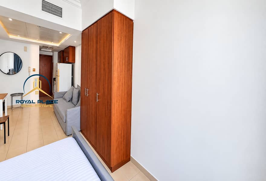 6 Modern Studio Apartment Interior. png