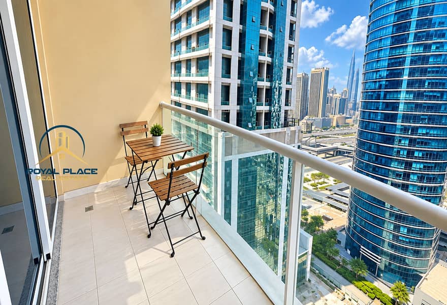 10 Sunny Balcony Overlooking the City Skyline. png