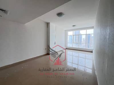3 habitaciones Apartamento para en Alquiler en Al Khan, Sharjah - 2f752a9c-a381-4c8c-9410-5ede3a2bd428. jpg 3 habitaciones Apartamento para en Alquiler en Al Khan, Sharjah - 2f752a9c-a381-4c8c-9410-5ede3a2bd428. jpg
