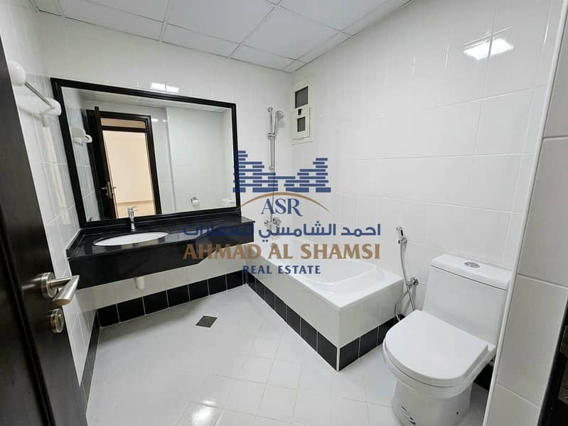 10 1000446658. jpg