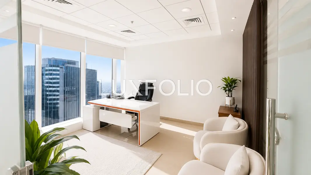 Furnished | Partitioned | 2 Parkings