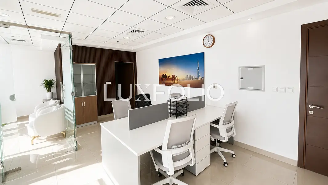 Furnished | Partitioned | 2 Parkings