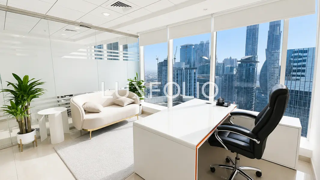 Furnished | Partitioned | 2 Parkings