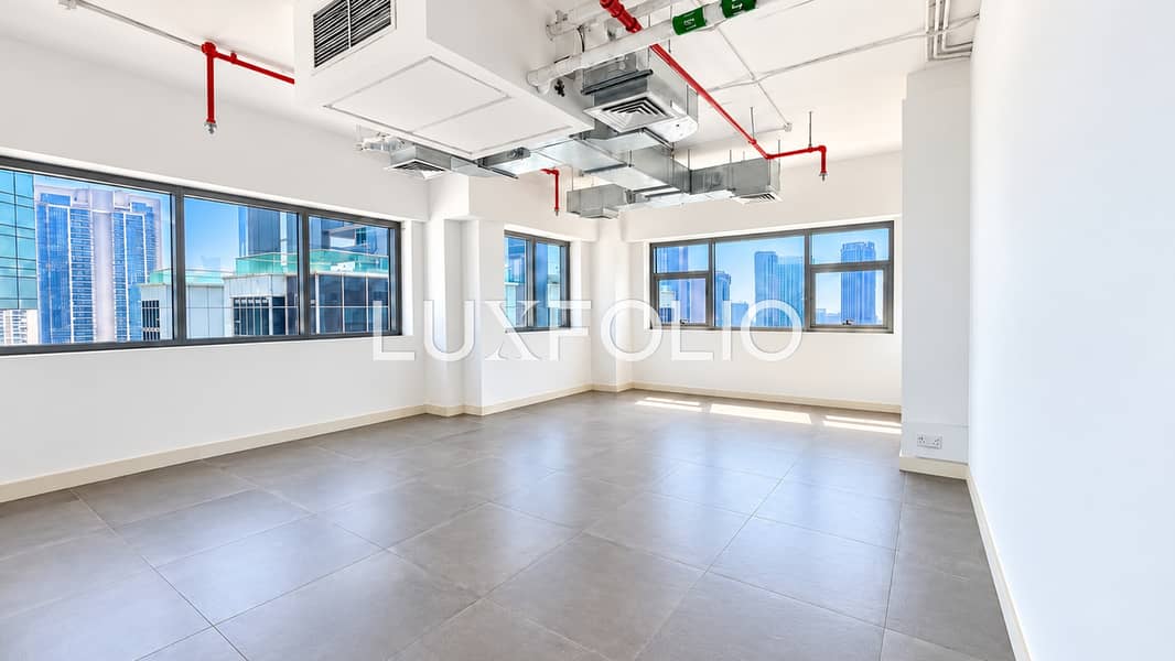 Fitted Office | High Floor | 6 Parking | Vacant