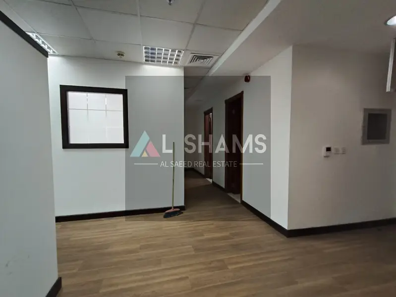Chiller free | Premium Office | Partition | Parking free