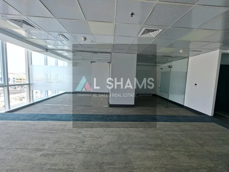 Chiller free | Luxurious Office On prime Location | 118k