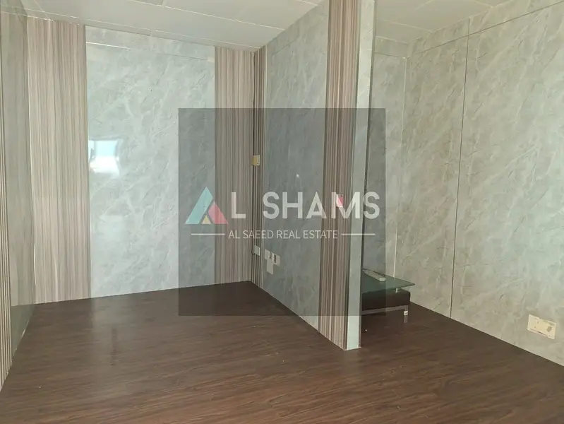 Chiller free Fitted Office with partition Near Metro St