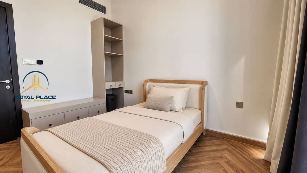 3 Minimalist Cosy Bedroom Retreat. png