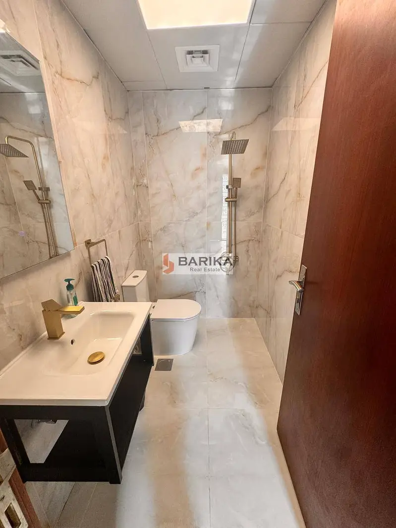 Premium | Basement + Garden | Vacant | Huge Layout