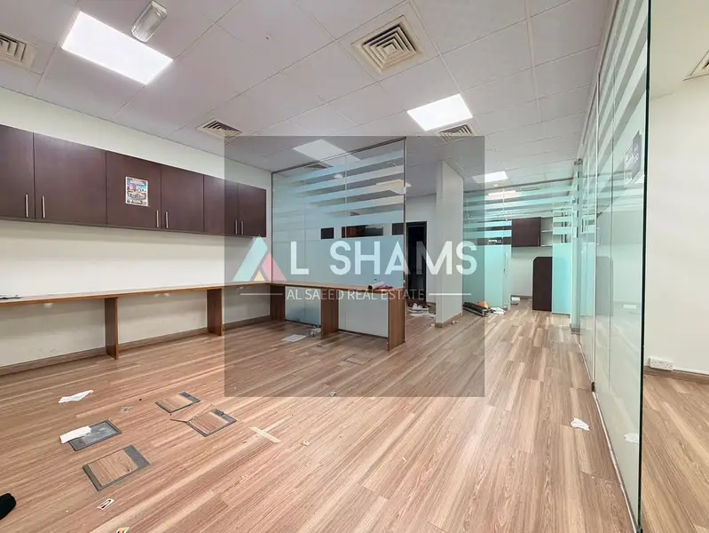 1100 Sqft | Out-Standing Fitted Office | Glass Partition