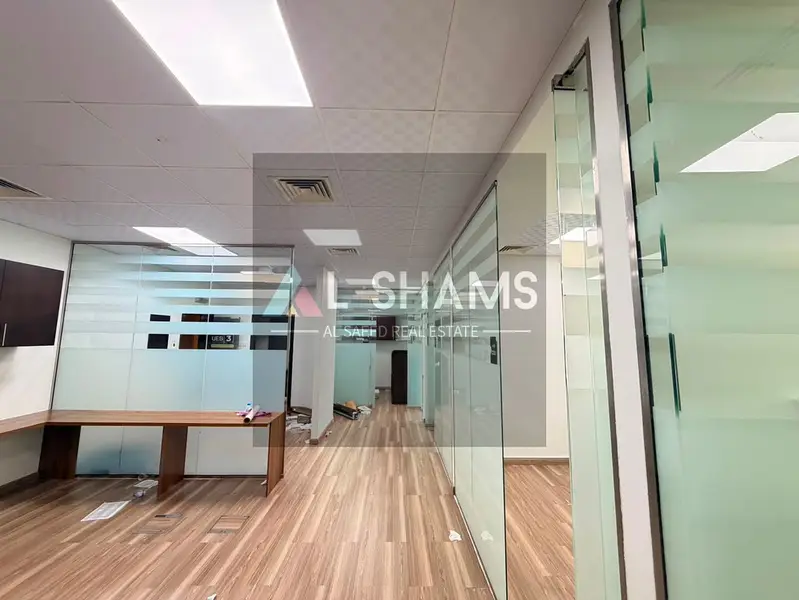 1100 Sqft | Out-Standing Fitted Office | Glass Partition
