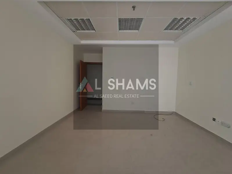 1650 Sqft Chiller free Ready Office space with partition