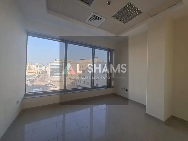 1650 Sqft Chiller free Ready Office space with partition