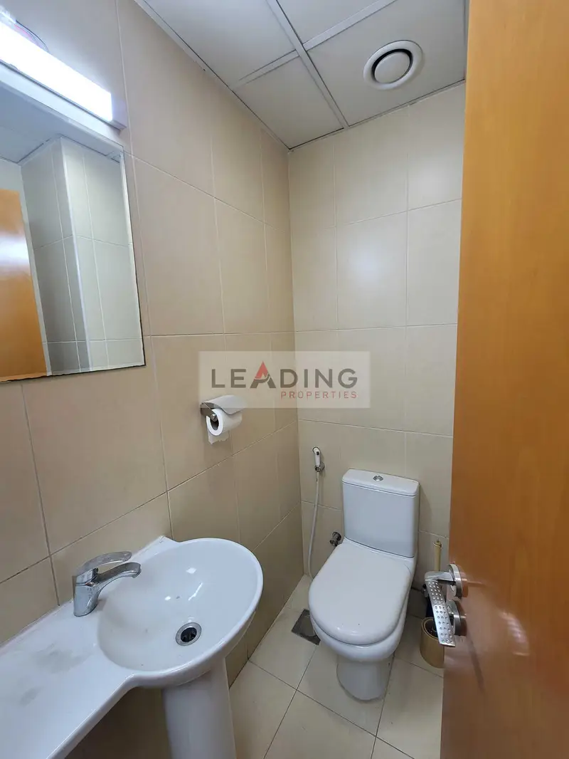 Prime Fitted Office | Quick Highway Access | Zero Traffic | Business Bay