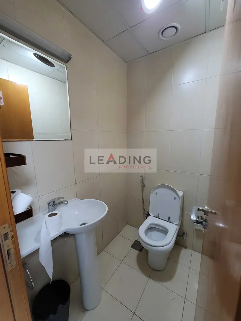 Prime Fitted Office | Quick Highway Access | Zero Traffic | Business Bay