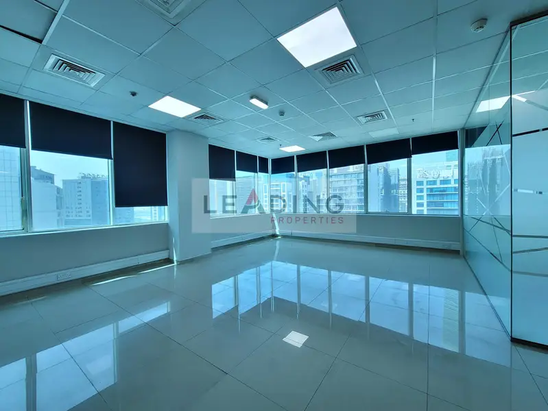 Prime Fitted Office | Quick Highway Access | Zero Traffic | Business Bay