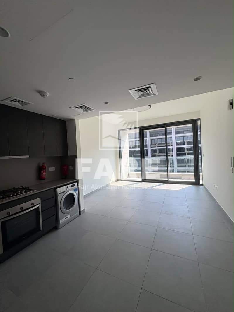 9 d324ebe8-e3f9-4985-abae-4f66e1388893. jpg