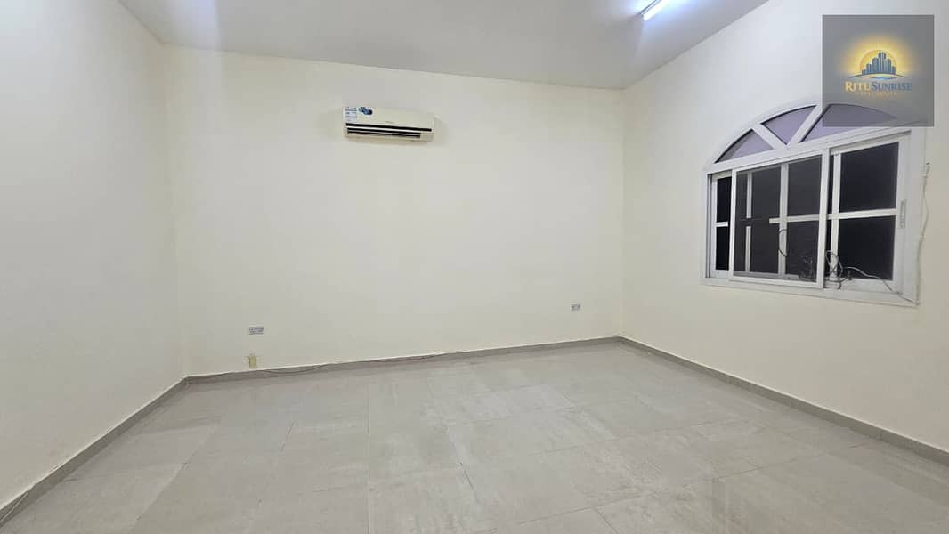 6 WhatsApp Image 2026-10-03 at 12.18. 20 (3). jpeg