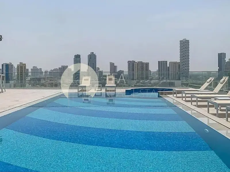 New on Market | Fully Furnished | Upgraded
