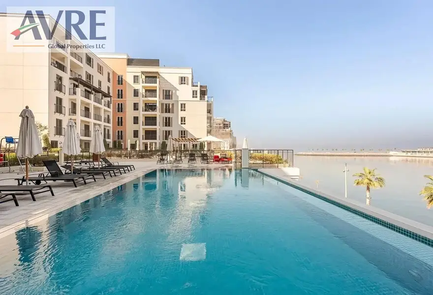 Semi-Furnished | Bright Layout | Direct Waterfront Access