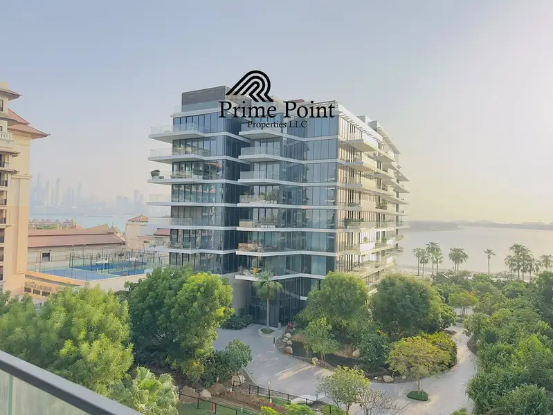 BEACH FRONT LIVING // READY TO MOVE // FULLY FURNISHED