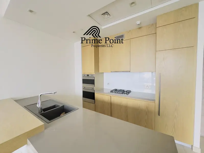 BEACH FRONT LIVING // READY TO MOVE // FULLY FURNISHED