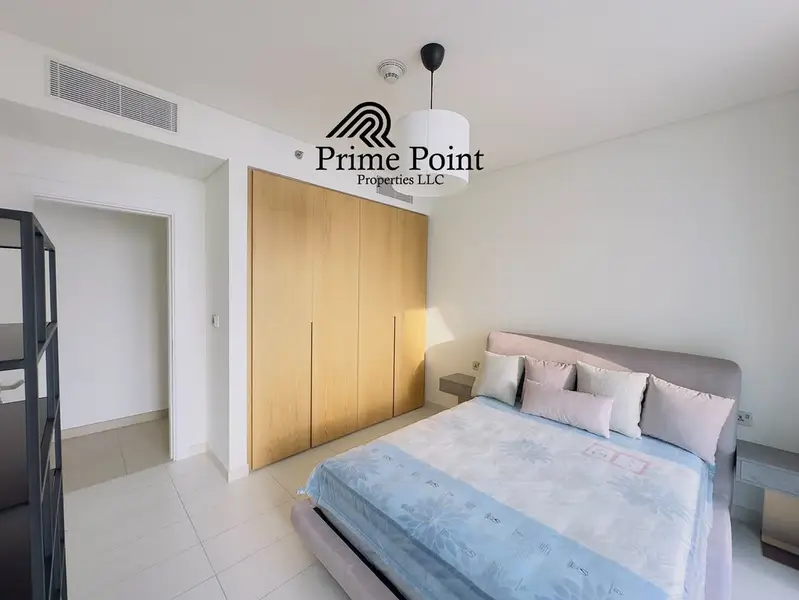 BEACH FRONT LIVING // READY TO MOVE // FULLY FURNISHED