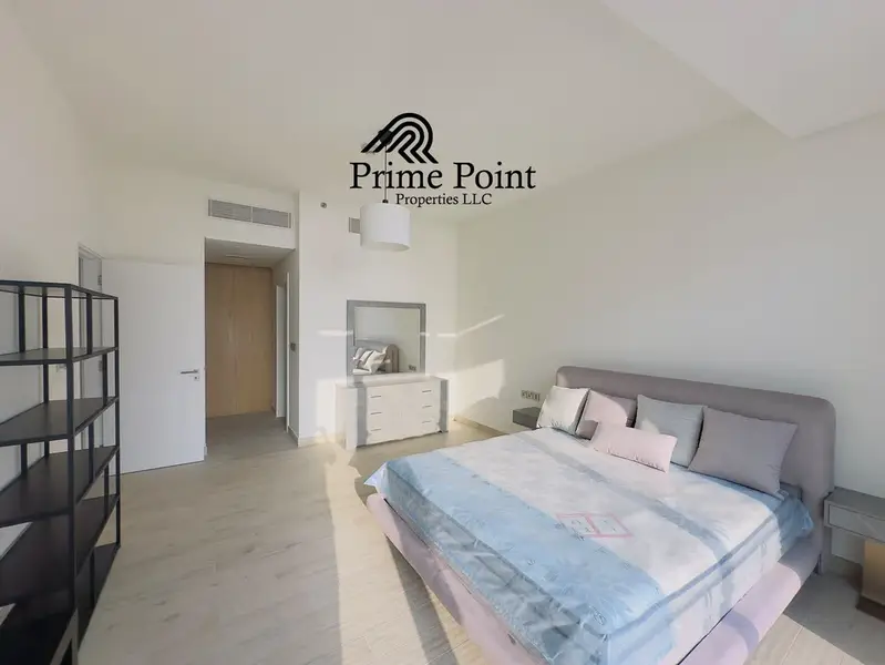 BEACH FRONT LIVING // READY TO MOVE // FULLY FURNISHED