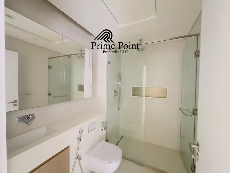 BEACH FRONT LIVING // READY TO MOVE // FULLY FURNISHED