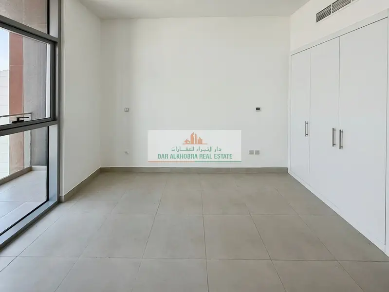Open-plan Studio | Balcony | Desert & City Views