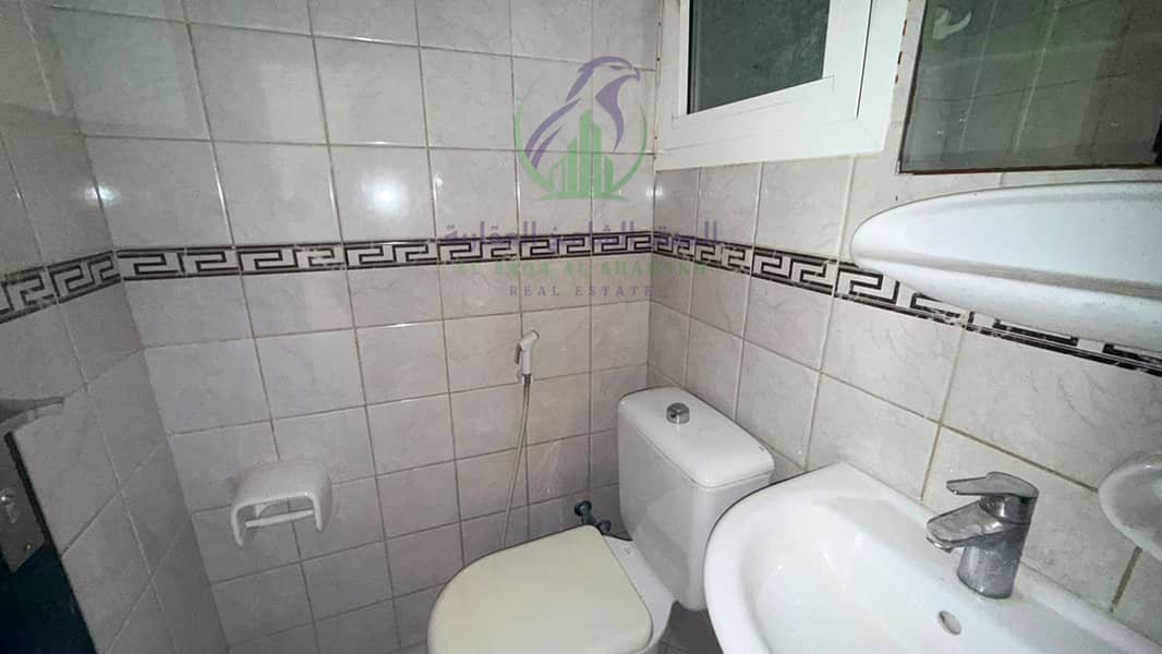 13 apartment-for-rent-2-bedroom-altaawn-alsharqh-property-10. jpg