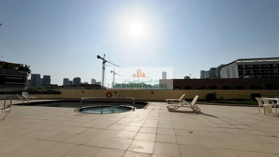 High-Floor 1BR | Dana Tower | City Skyline View