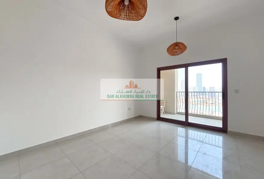 Spacious 1BR Apartment | Balcony | Multiple Views