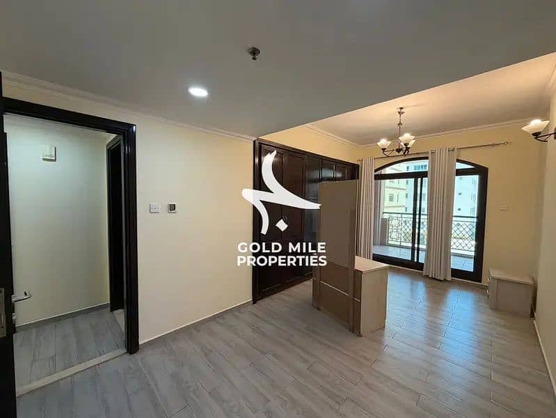 10 836874829-800x600. webp