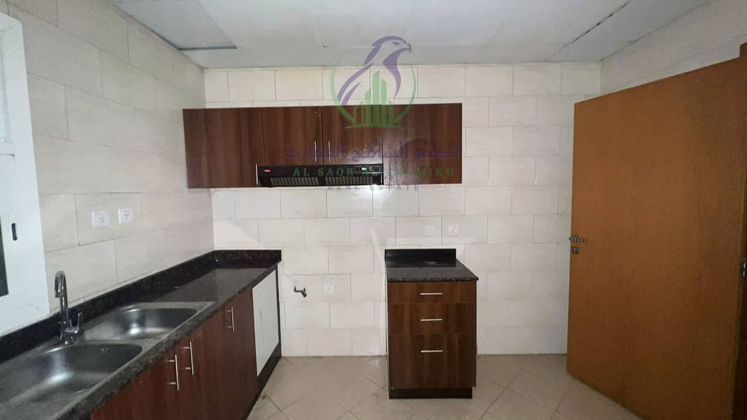 11 shqa-for-rent-2-bedroom-alkhan-alsharqa-property-05. jpg