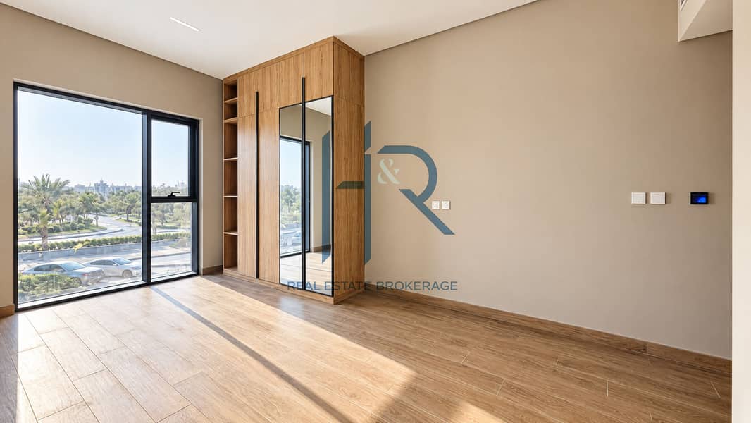 Brand New | Chic Studio | Vacant | Chiller Free