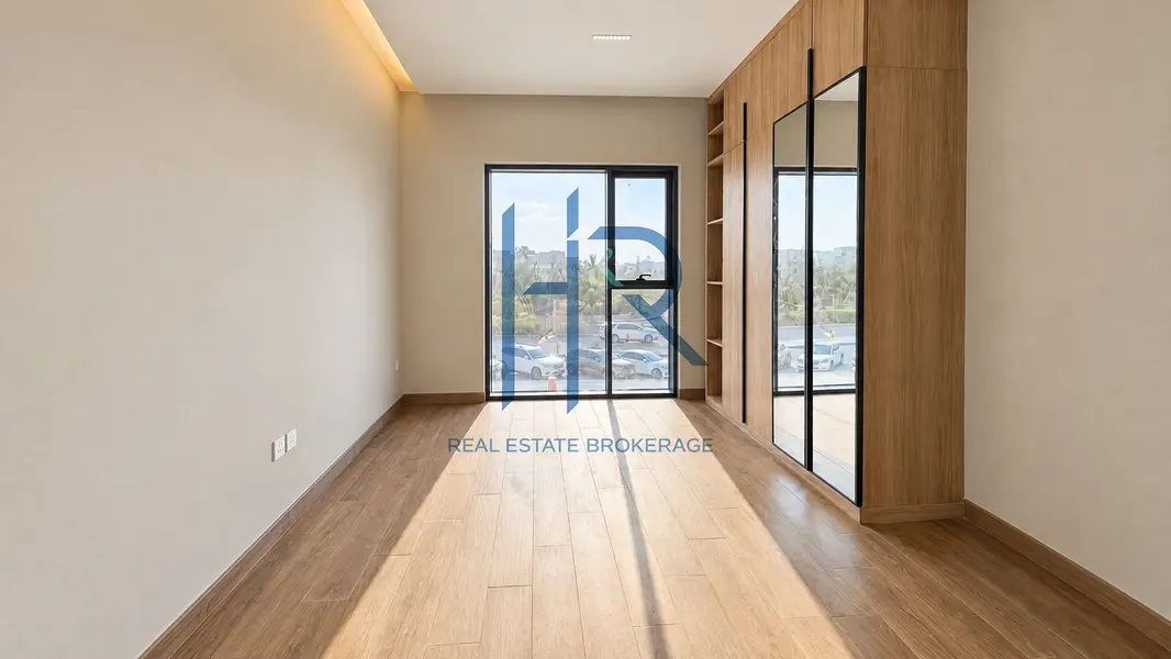 Brand New | Chic Studio | Vacant | Chiller Free