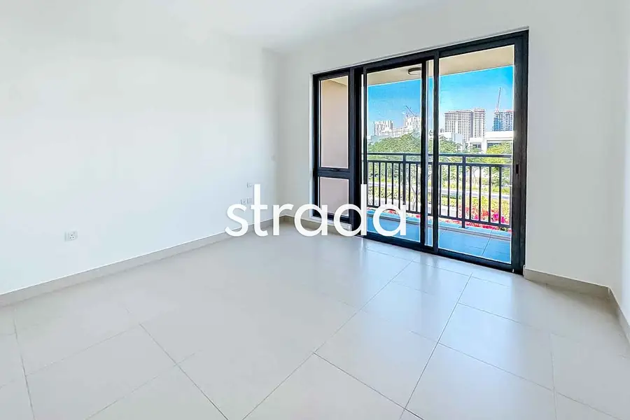 Exclusive | Single Row | Excellent Condition