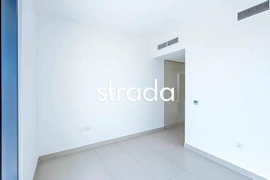Exclusive | Single Row | Excellent Condition