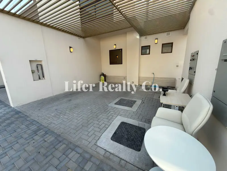 Furnished 4BR I Single row | Selling on OP | Multiple units available
