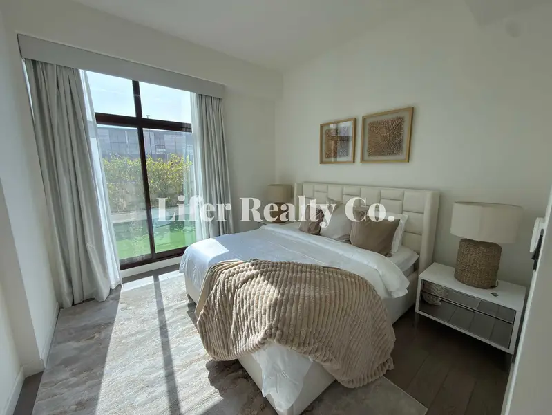 Furnished 4BR I Single row | Selling on OP | Multiple units available