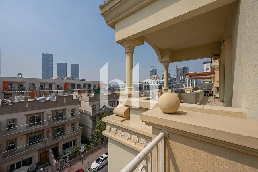 Large Unit | Study Room | Pool View | Vacant