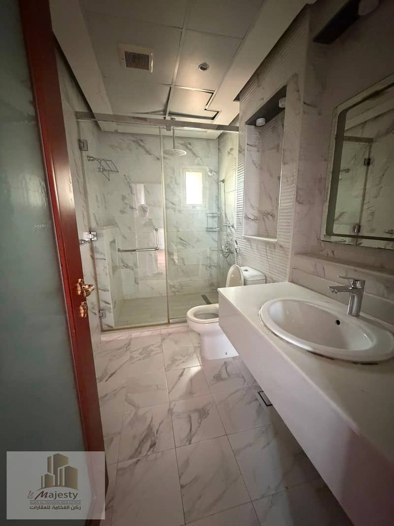 11 b398cba2-f908-4766-98ce-8cc4a6dbc4b7. jpg