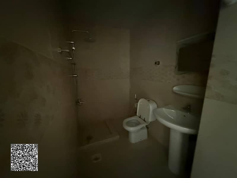 12 e131cfb8-71ab-4eba-a948-6a7963b5cf92. jpg