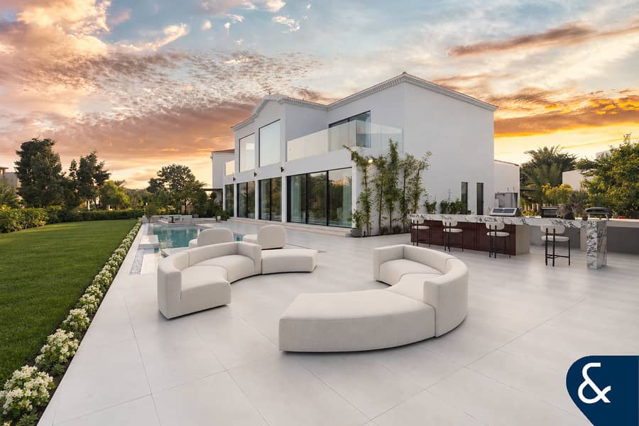 Upgraded Five Bed Villa | Designer Finish Upgraded Five Bed Villa | Designer Finish